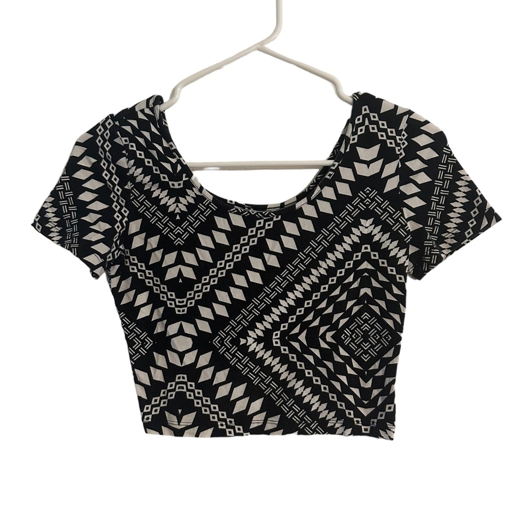 Patterned crop top